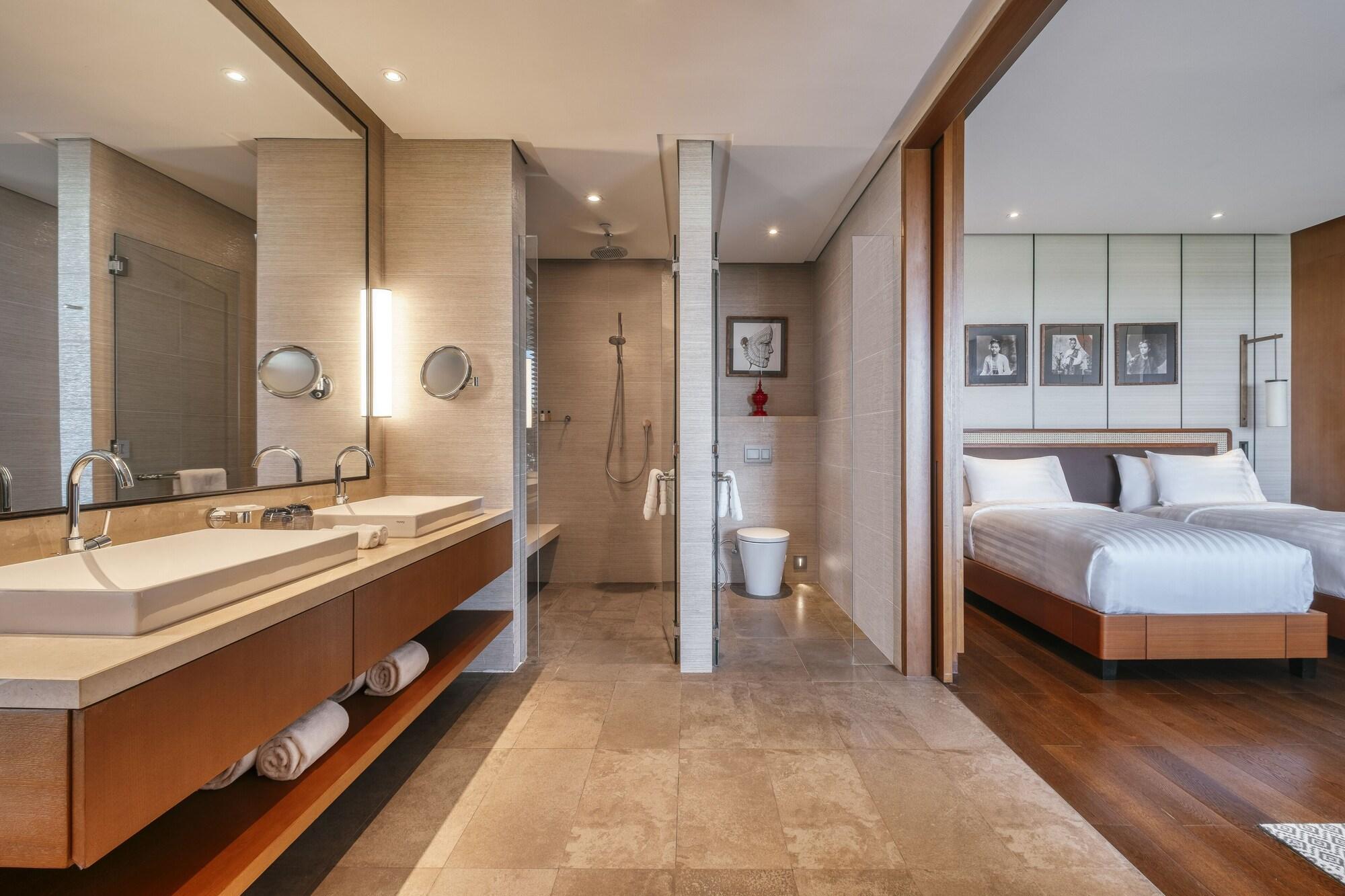 Awei Metta Hotel Yangon Exterior photo