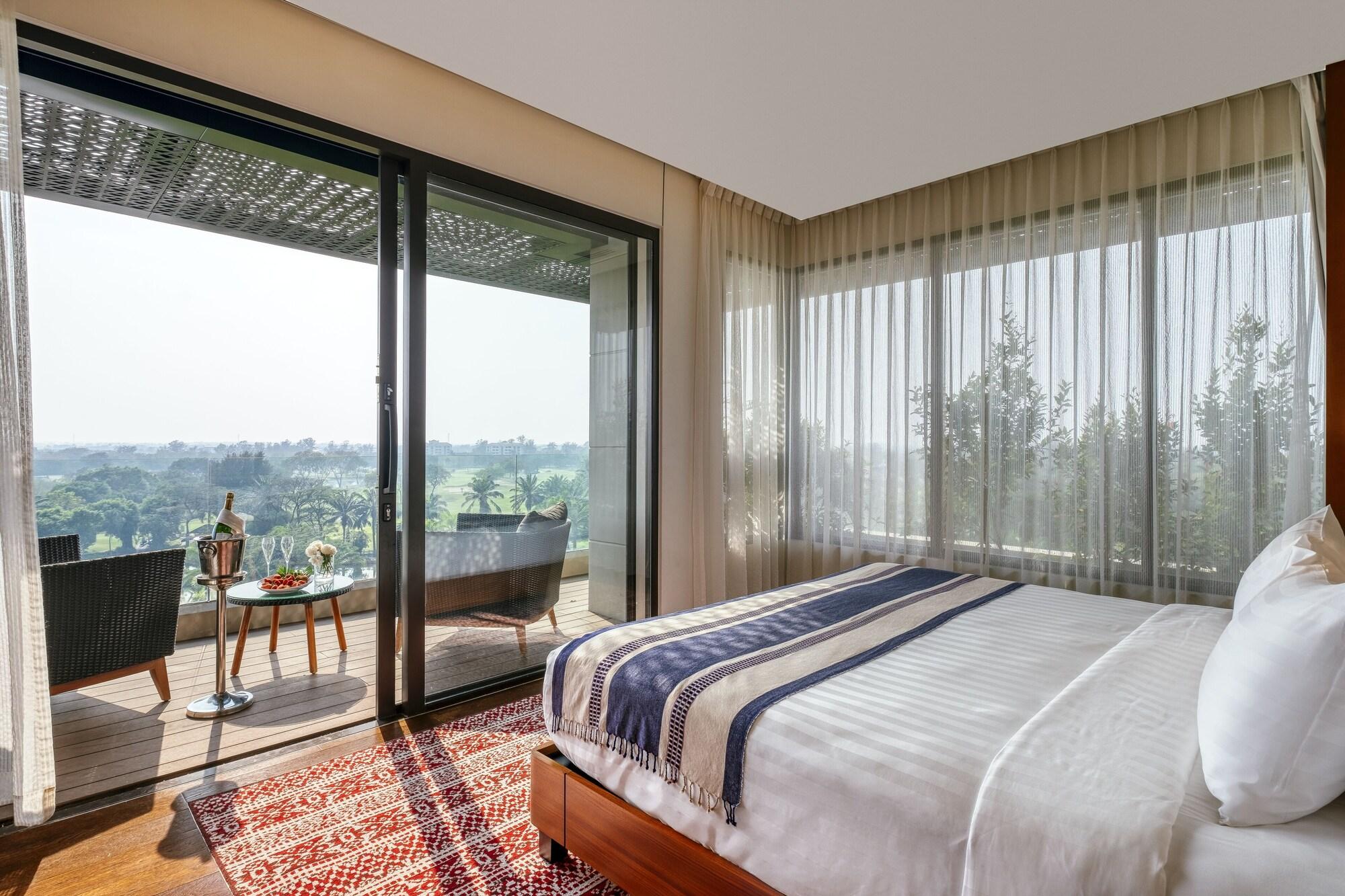 Awei Metta Hotel Yangon Exterior photo