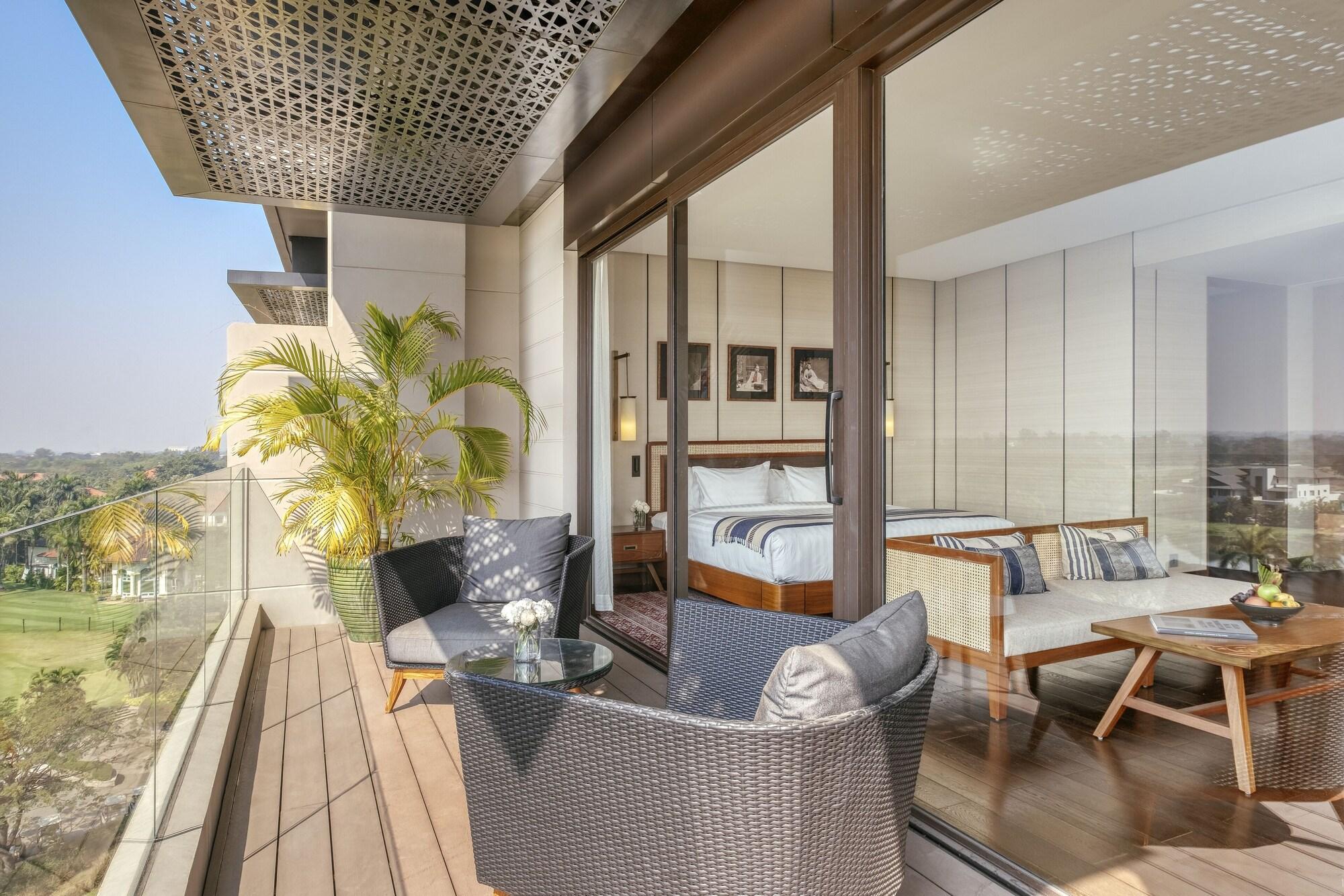 Awei Metta Hotel Yangon Exterior photo